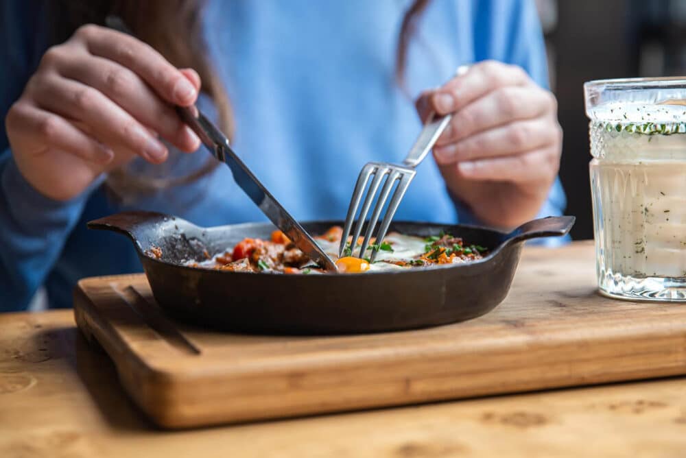 cast iron skillet